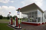 Traditional gasstation