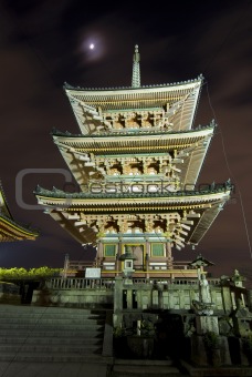 Kiyomizudera pagoda