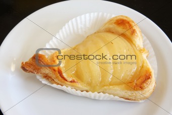 Pear tart